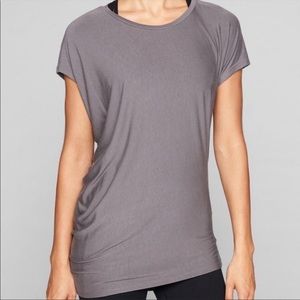 Athleta Threadlight Relaxed Fit Tee in Silver Bells